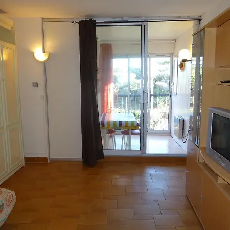 Languedoc Immobilier 1 Pieces Parking Prive Loggia - Ci402 *